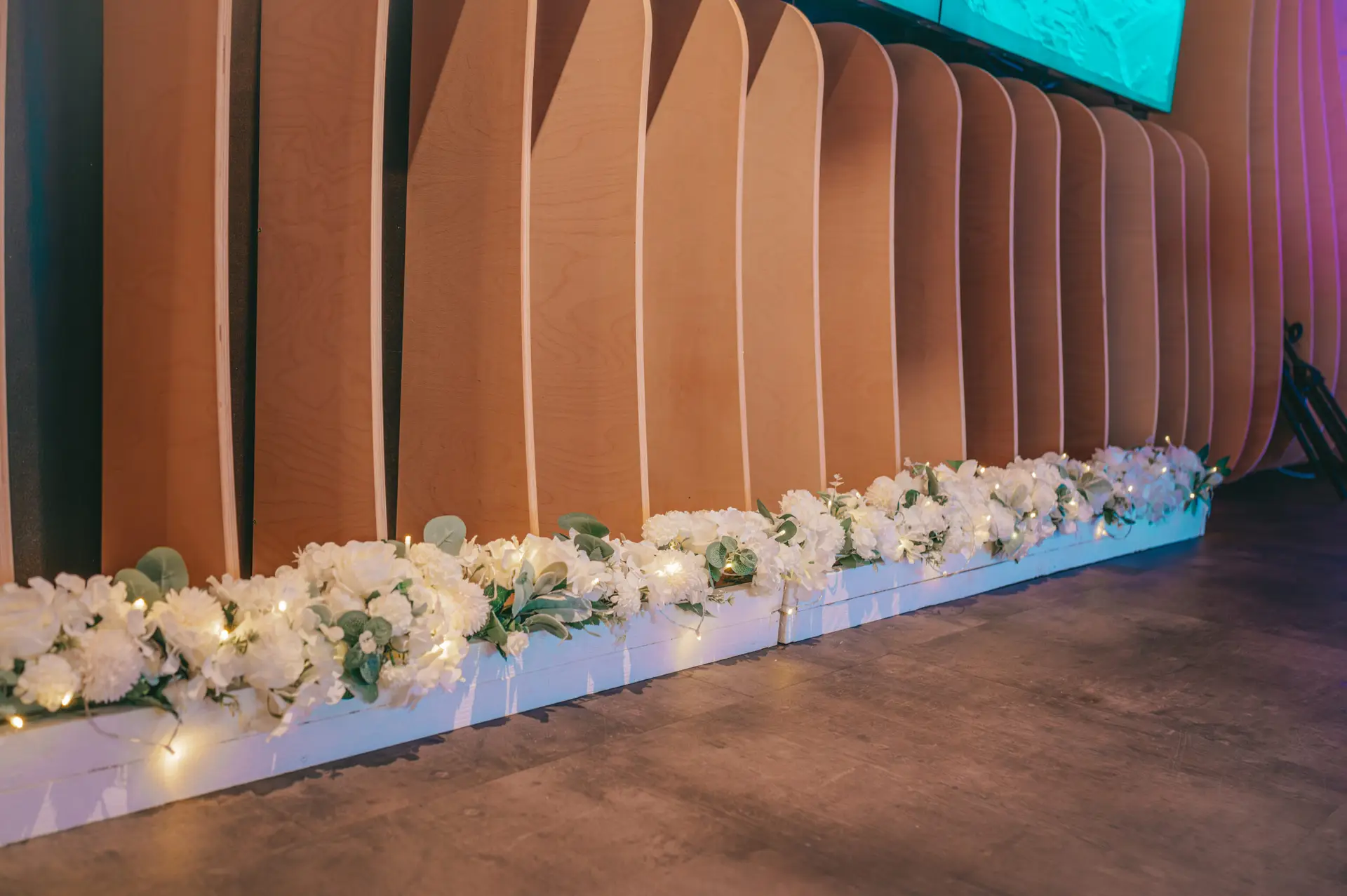 Wedding flower decor Wedding decor Lapland Rovaniemi wedding venue Rovaniemi Weddings